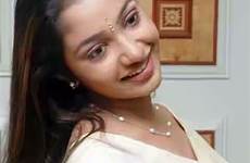 actress unni maya saree spicy hot indian girls south latest navel india beautifull boobs