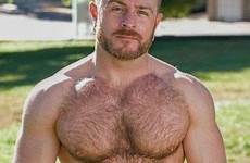 bear hunks muscular dudes bearded
