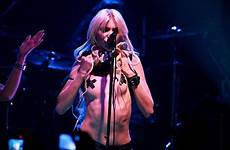 taylor momsen nude hot naked celebs posted