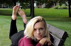 soles feet barefoot without feetfile