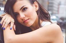 victoria justice facts did look know not celebs comments zoey her fan girls artist beautiful