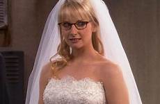 busty bride melissa rauch comments celebs reddit melissarauch
