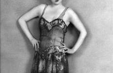 flappers flapper roaring 20s fashion twenties