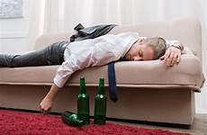 alcohol tidur mabuk terjadi benarkah tubuh sleepy researchers decreases ubriaco