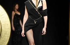 versace gigi hadid fashion show milan runway mfw celebmafia collection hawtcelebs