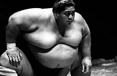 konishiki yasokichi biggest largest athletes massive sumo truly big tachiai athlete size rules west why now their they dump aka