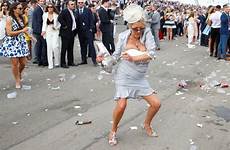 ascot flashing races aintree cheltenham drink flashed drinkers