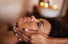 massage does tripsavvy istockphoto occupation maryam weeknight psychic regimen room gezichtsbehandeling notendop