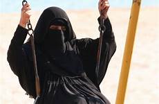 barefoot niqab hijab muslim girl arab women abaya girls swing saudi old choose board hijabi arabian