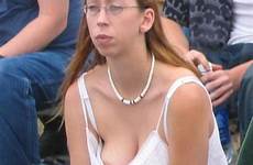 cleavage nipple candid smutty oops downblouse areola