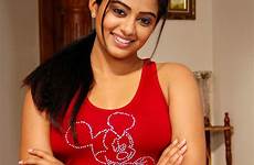 priyamani hot actress indian sexy tamil nude stills 2008 south hd movie boobs wallpaper movies big mallu back rare unseen