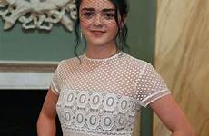 maisie masquerade lace nspcc braless thrones arya headline rewrote sexist throne mail quirky sexista manchete herself attended headpiece