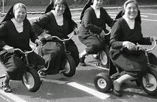 nuns 1960s nun suore coasters vintag convent surprising sisters photographs