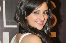 actress indian beautiful girls chopra parineeti hot cute bollywood wallpapers most pretty birthday her wallpaper mobile figure movies wants latest