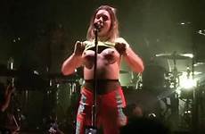 tove flashes leaked thefappening performances shamless