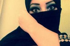 hijab arab bigtits aug