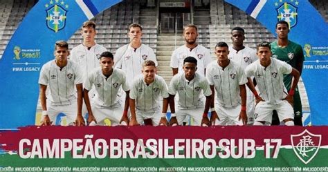 Acompanhe todos as emoções do #campeonatobrasileirosub17 neste jogão entre #flamengo e #sãopaulo pelo jogo de volta da semifinal!narração: Mário parabeniza Moleques de Xerém por título brasileiro ...