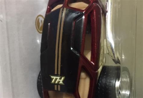 Kabus adalah lebih padat daripada kabut dan dengan itu mempunyai kesan yang lebih besar pada penglihatan. Apa Itu Hot Wheels Super Treasure Hunt @ $TH