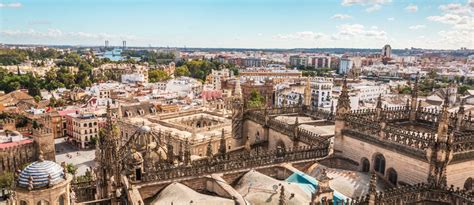 Sevilha sevilha é uma cidade espanhola situada a sudoeste da península ibérica e a capital da província homónima, na comunidade autónoma sevilha é a quarta maior cidade espanhola (69914. Sevilha | Dicas de viagem - Por CVC viagens