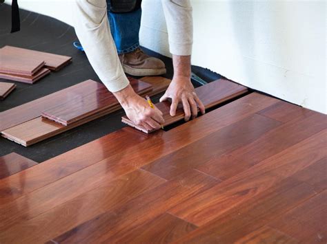 Putting vinyl flooring in your home is a fairly straightforward project that most people can do on their own. Hardwood Flooring Installation | DIY