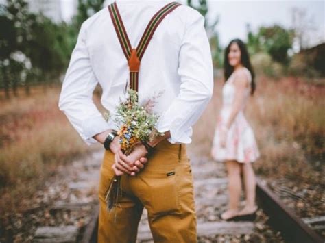 .frasi classiche, frasi romantiche, frasi confidenziali e frasi divertenti da dedicare agli sposi del tanti esempi e idee di frasi di auguri per il matrimonio da cui prendere ispirazione e da dedicare agli vi auguriamo tutta la felicità del mondo. Frasi sui fiori: 132 pensieri e immagini sulla bellezza ...