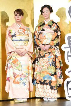 Nov 09, 2016 · 袖口からチラリと見える長襦袢。わたしのように着物初心者でも、もうその袖口を気にせずにはいられません。人様の袖口も気になるし、もちろん自分もちゃんとしたいと思います。長襦袢の適正サイズとは？選び方とは？マナーはある？今日はそんな長襦袢の基本の 福原愛（結婚会見)の総絞り着物が話題!ブランドや値段を ...