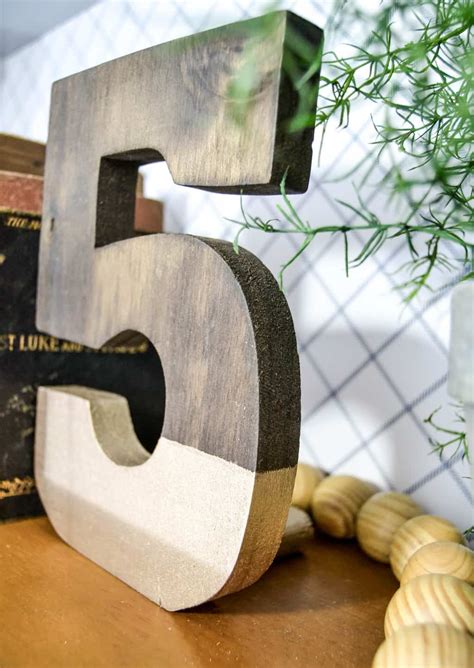 Check spelling or type a new query. DIY Bookends: Gold Dipped Numbers {DIY in 30} - My Creative Days