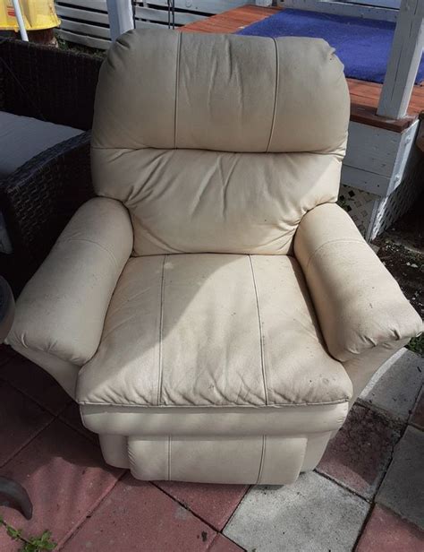 Ekornes stressless brown leather recliner chair uk delivery available. White Leather Recliner Chair for Sale in Fort Myers, FL ...