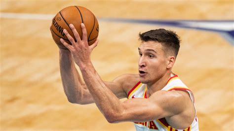 Bogdan bogdanovic (left hamstring soreness), clint capela (achilles), danilo gallinari (back) and kevin huerter (ankle) have been ruled out for sunday's game vs. Bogdan Bogdanović drehte seine Saison um. Kann er den ...