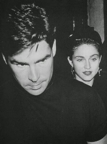Coincidentally, beatty and john kennedy jr. IMAGEM - MADONNA: Madonna e Warren Beatty em 1989