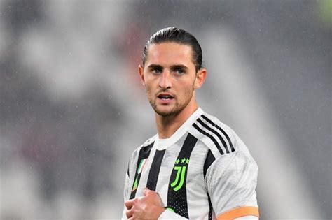 Adrien rabiot has been linked with a move to manchester united after failing to settle at juventus (picture: Juve, caso Rabiot: ha preso 10 milioni di bonus alla firma ...