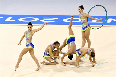 Deve ser rígido, sem se dobrar. Ginástica rítmica garante centésima medalha brasileira no ...