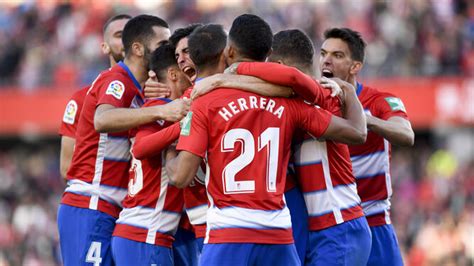 El filial del granada cf logra el gol de la victoria en el tiempo de descuento, un buen resultado para comenzar. Granada CF-Alavés | Directo resultado La pegada regresa en ...