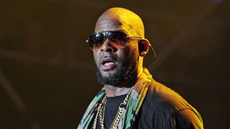 Kelly, accusing him of inducing her into an indecent sexual relationship. Grand Jury Assembled After Alleged R. Kelly Victims Saw ...