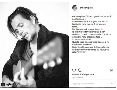 L'ultima trovata del cantante damiano david ha fatto scatenare l'ira dei social, ma soprattutto dei cattolici. X Factor 2017: Damiano dei Måneskin, Enrico Nigiotti ...