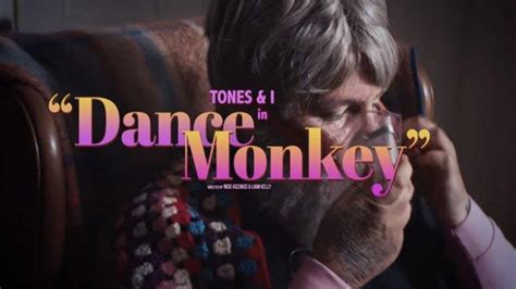 Lagu ini berhasil ditonton sebanyak 346 juta kali. Download Lagu Dance Monkey - Tones and I, Lengkap Lirik dan Video Klip - Tribun Sumsel