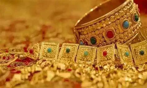 Find gold rates, silver rates, diamond rates, platinum rates, gem stones, precious stones price list in indian market across all indian states and cities. Gold rate in Delhi, Chennai, Kolkata, Mumbai today remains ...