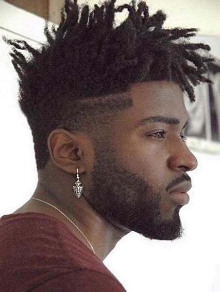 The popularity of this mens haircut fade lies in its clean look, and with gradual fading on the sides and back, this hairstyle adds an element to your style. afro-taper-fade