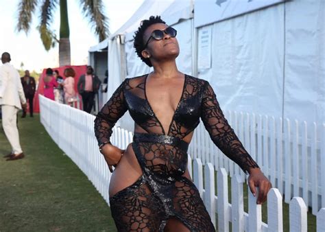 В черном списке @zodwa_wabantu в черном списке. Why the LGBTQ+ community wants Zodwa Wabantu cancelled video