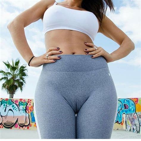 مرحبا بكل عشاق صور مؤخرات بنات بالفيزون الضيق واجمل المؤخرات بنات العرب بالفيزون الضيق شفاف لسنة 2021 على موقع أجمل بنات انستقرام ، بعدما نشرنا لكم صور اجمل المؤخرات بنات العرب بالفيزون و رمزيات دلع بنات بدون ملابس. صور بنات بالفيزون الضيق 2021 بدون ملابس داخلية مغري جدآ ...