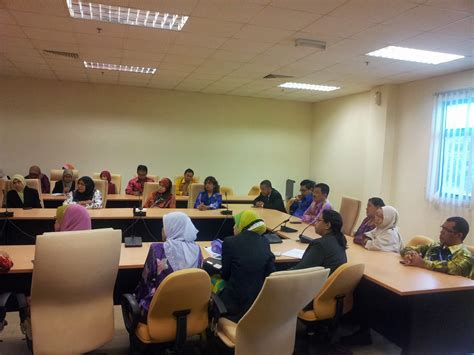 Kolej latihan dan kolej teknologi. Persatuan Pengajar Sains Kesihatan Bersekutu Malaysia ...