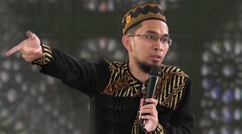 Sayang jang marah marah pendam tu masalah buang senyum saja jang dengar orang cerita tetap percaya cinta seng kamana. UAH: Kaum Quraisy yang Fasih Berbahasa Arab Tak Marah ...