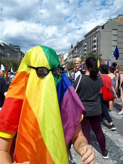 Již desátý ročník festivalu prague pride, který v praze počínaje pondělkem začíná, podpořil magistrát hlavního města. #prague-pride on Tumblr