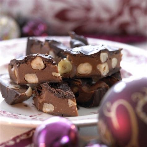 Traditional swedish pepparkakor (gingerbread) the culinary jumble sugar, water, distilled white vinegar, all purpose flour, cardamom and 9 more coffee dessert as receitas lá de casa Nougatbrud — Isabellas Veranda | Dessert ideer, Mat