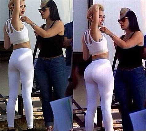 Celebrity photoshop fails photoshop celebrities funny celebrities aubrey o'day photo fails stars nues epic fail pictures cool eyes hottest photos. 25 of the Worst Celebrity Photoshop Fails of All Time