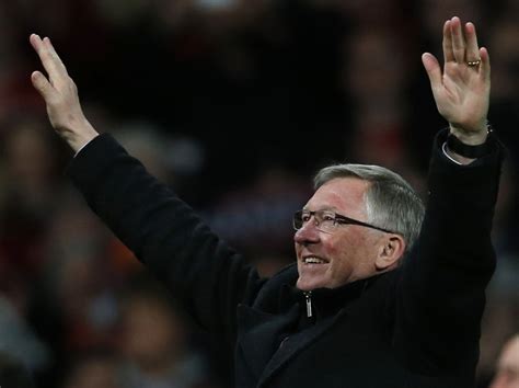 In den sozialen medien gab es zahlreiche genesungswünsche. Sir Alex Ferguson Confirms Retirement as Manchester United ...