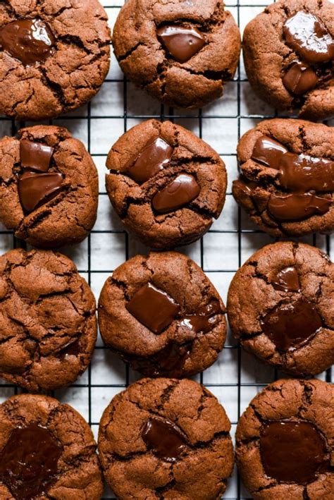 Plus these double chocolate chip cookies make for the absolute best vegan christmas cookies at a cookie exchange because a) it's hard to find someone who doesn't enjoy chocolate, and b) i guarantee you no one will have an a+ recipe like this one. Vegan Double Chocolate Chip Cookies - Best of Vegan