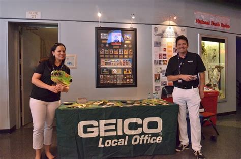 The government employees insurance company (geico /ˈɡaɪkoʊ/) is an american auto insurance company with headquarters in chevy chase, maryland. CALL GEICO INSURANCE AGENT