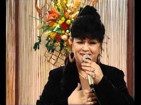 Zenészcsaládba született szabó margit néven, édesapja cimbalmozott, édesanyja énekelt. Bangó Margit-Nádfedeles kulipintyó (Sej, haj cigányélet DVD) - YouTube