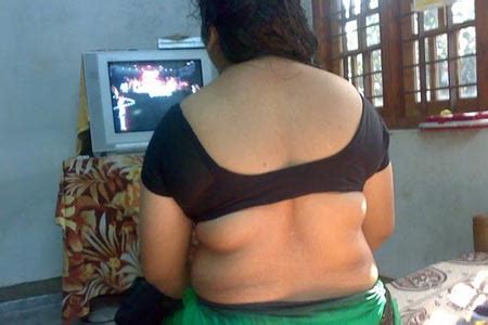 Created by deleteda community for 6 years. Indian Mallu Aunty Hot Saree Blouse Photos in Bedroom ...